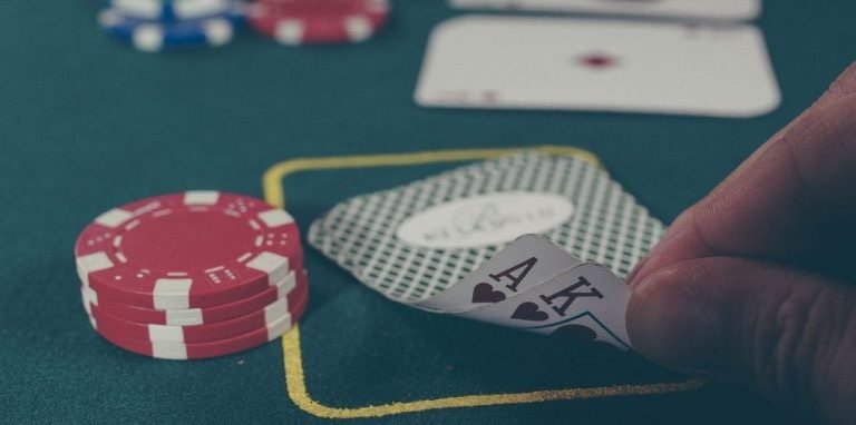 Step-by-step guide showing how to access live casino tables on legend link mobile